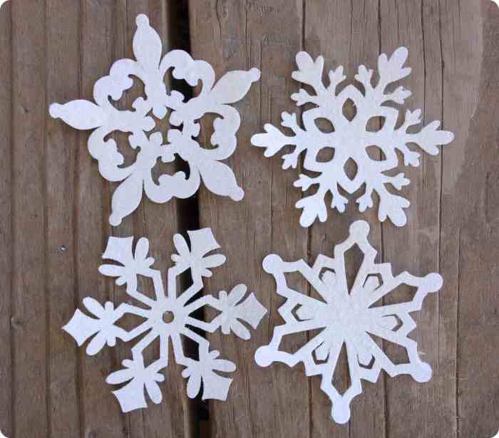 How to make snowflake decoration